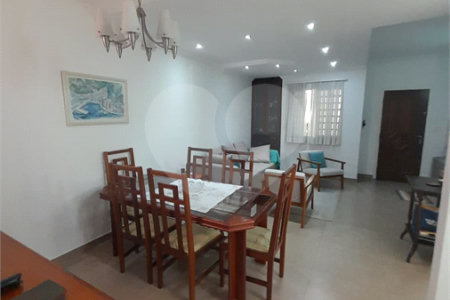 Casa à venda com 4 quartos, sendo 1 suíte, em Vila Guarani, Jundiaí, SP