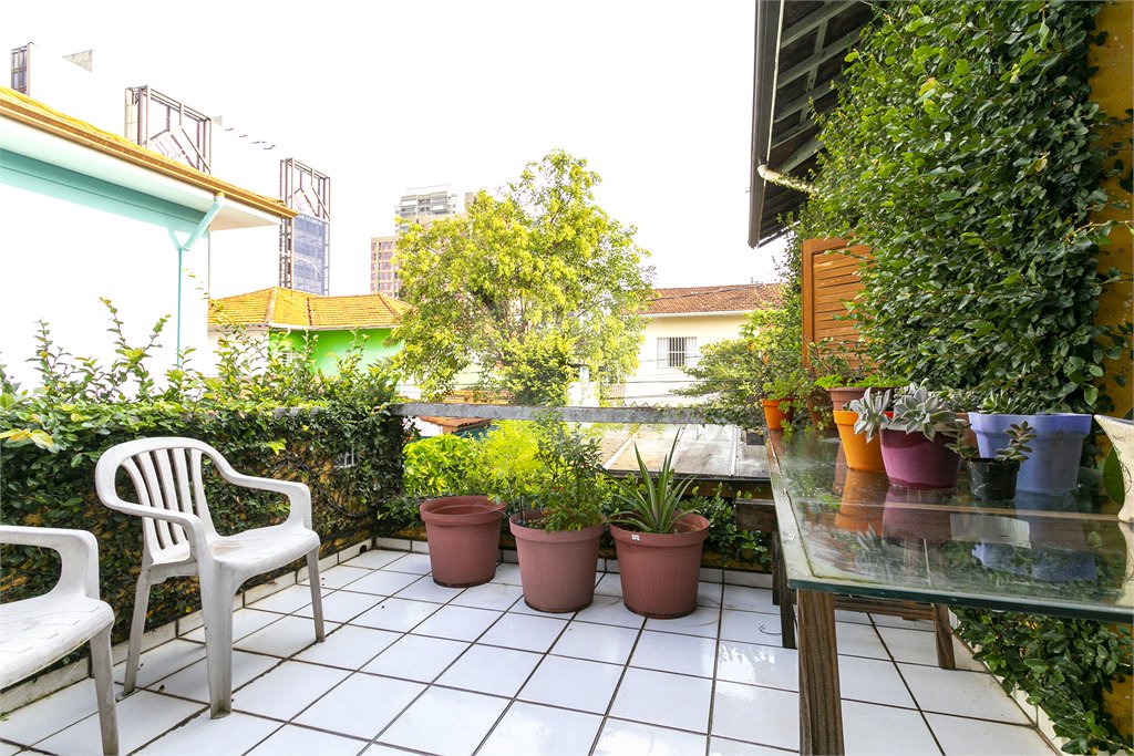 Sobrado à venda com 3 quartos, sendo 1 suíte, em Chácara Santo Antônio (zona Sul), São Paulo, SP