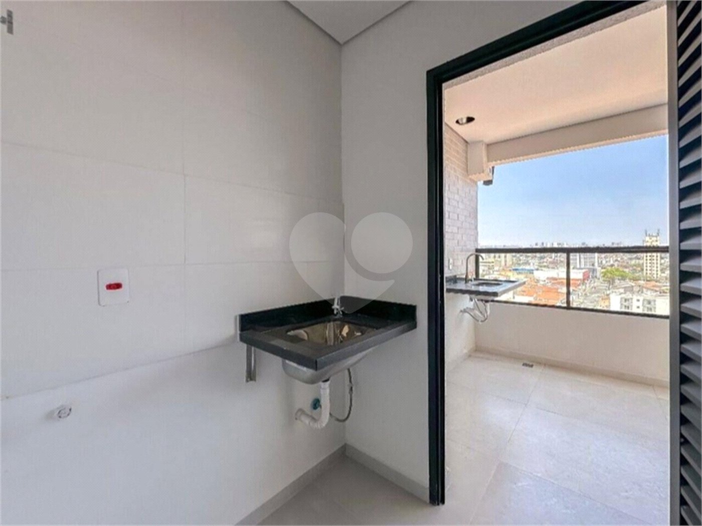 Apartamento à venda com 3 suítes em Vila Lucy, Sorocaba, SP