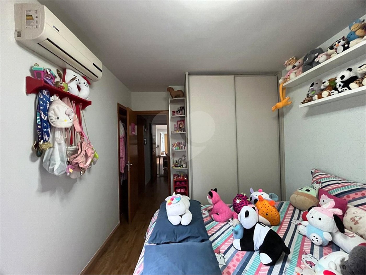 Apartamento á venda com 200m² - Bosque da Saúde