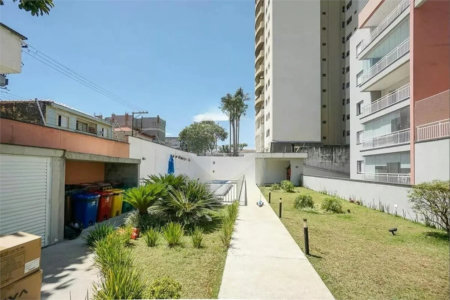 Apartamento à venda com 3 quartos, sendo 1 suíte,  em Vila Matilde, São Paulo, SP