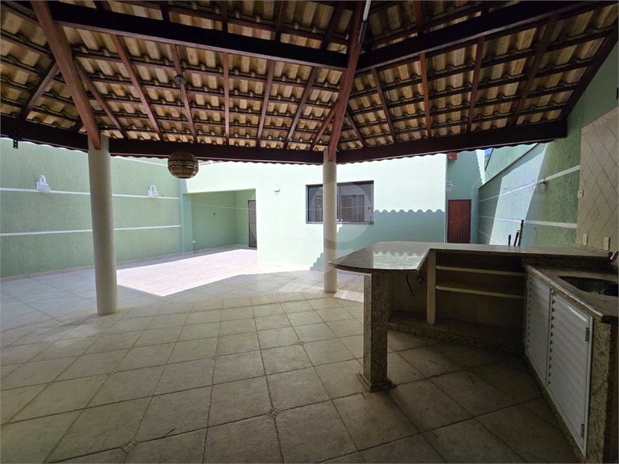 Casa para alugar com 4 quartos, sendo 3 suítes,  no condomínio Village Saint Claire, Sorocaba - SP