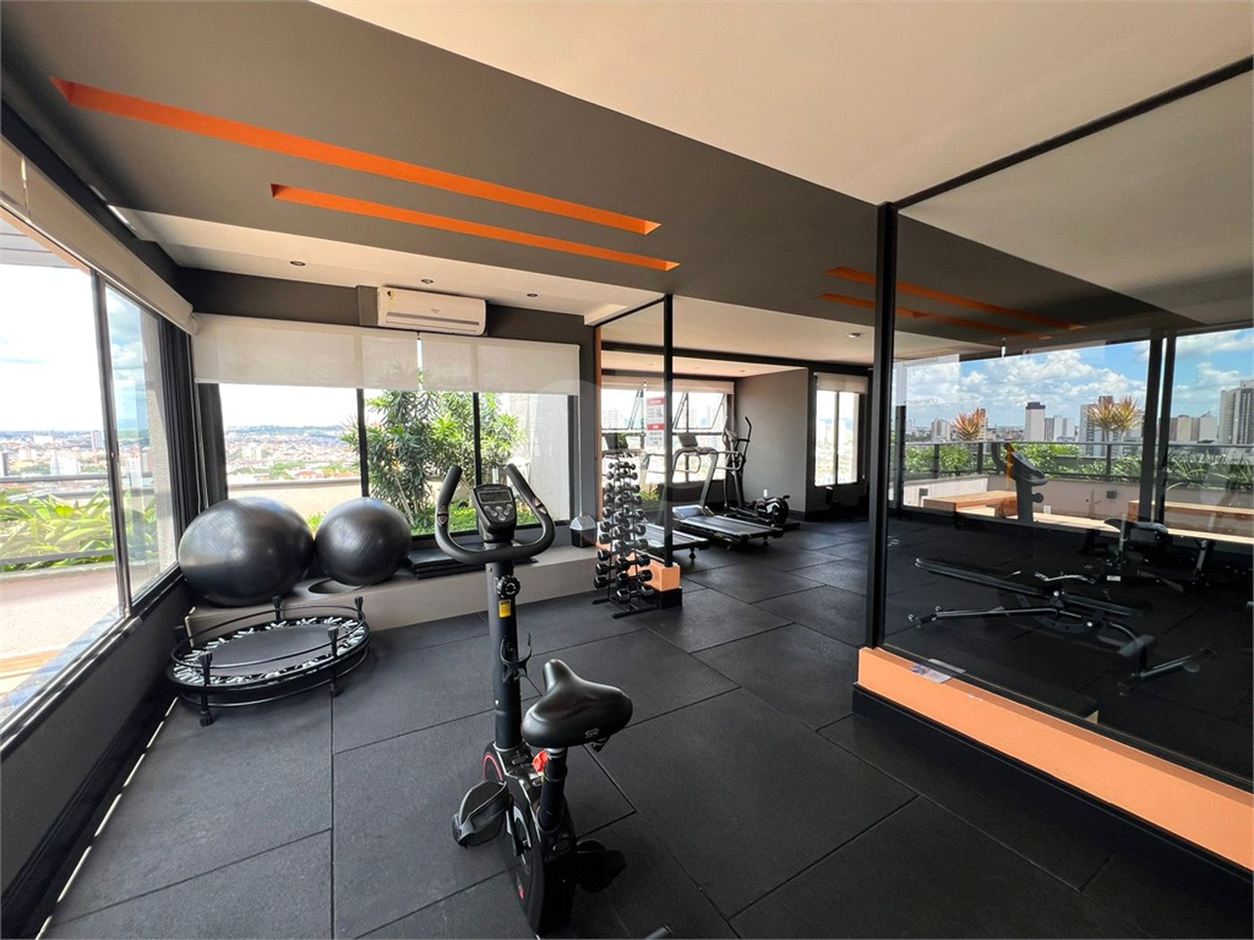 Apartamento à venda com 2 quartos, sendo 1 suíte, em Jardim Paulistano, Sorocaba, SP