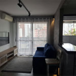 Apartamento moderno e mobiliado, 1 dormitório 1 banheiro, sala de star com varanda, cozinha americana, na Vila Olímpia.