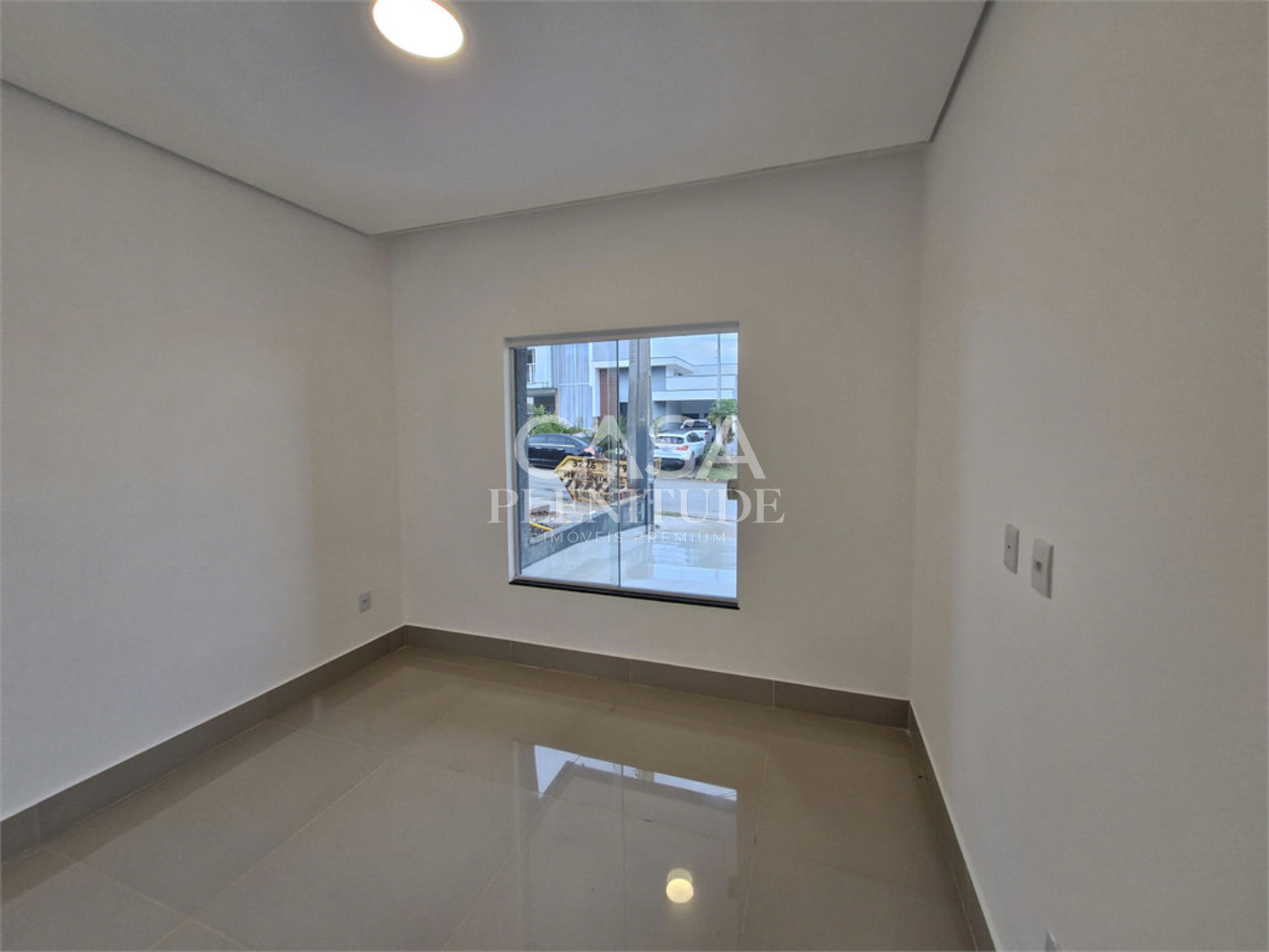 Casa em condomínio à venda com 3 quartos, sendo 1 suíte, em Cajuru do Sul, Sorocaba, SP