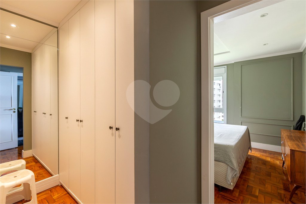 Apartamento à venda com 3 quartos, sendo 1 suíte, em Jardim Paulista, São Paulo, SP