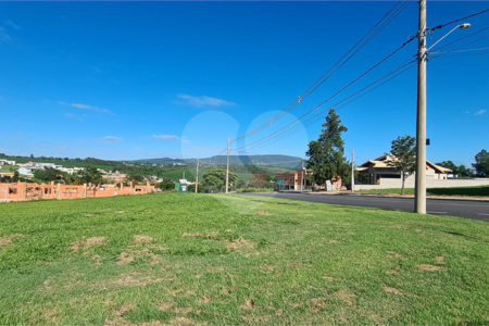 Terreno à venda no condomínio Village Ipanema 2, Araçoiaba da Serra - SP