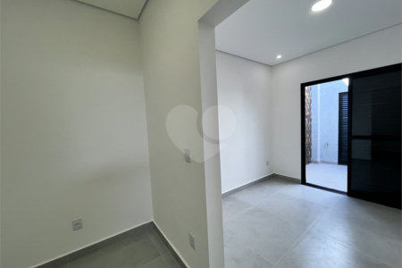 Casa à venda com 3 quartos, sendo 1 suíte, no condomínio Terras de São Francisco, Sorocaba - SP