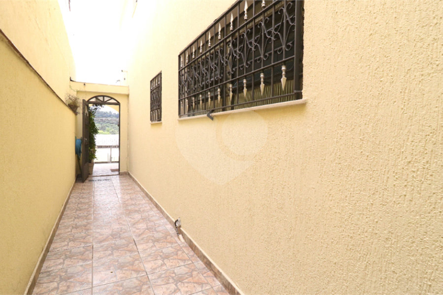 Sobrado à venda com 3 quartos, sendo 1 suíte, em Tremembé, São Paulo, SP