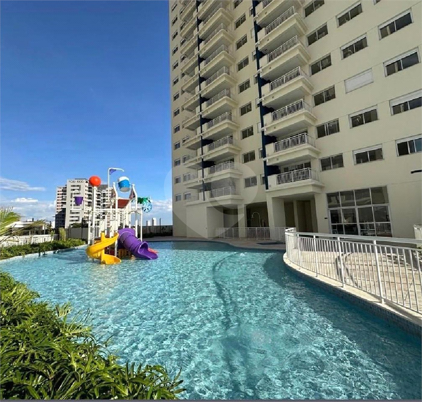 Apartamento à venda com 3 quartos, sendo 1 suíte,  em Barueri, Barueri, SP