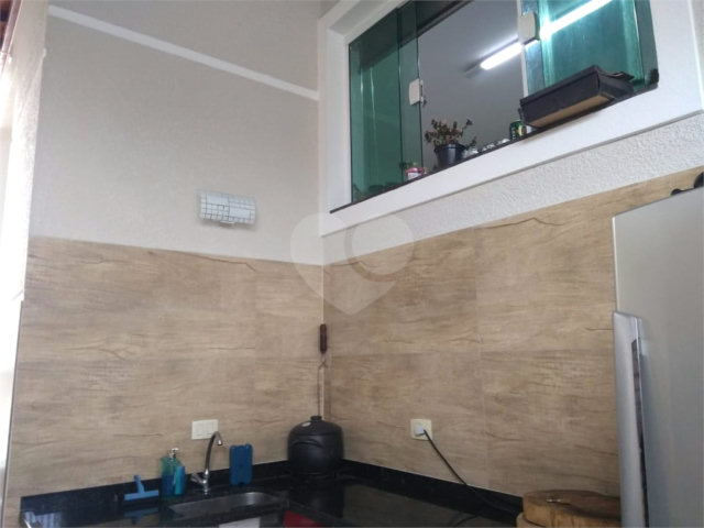 Casa à venda com 3 quartos, sendo 1 suíte,  no condomínio Casa de Rua, São Paulo - SP