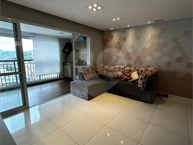Apartamento à venda com 2 suítes em Jardim Flor da Montanha, Guarulhos, SP