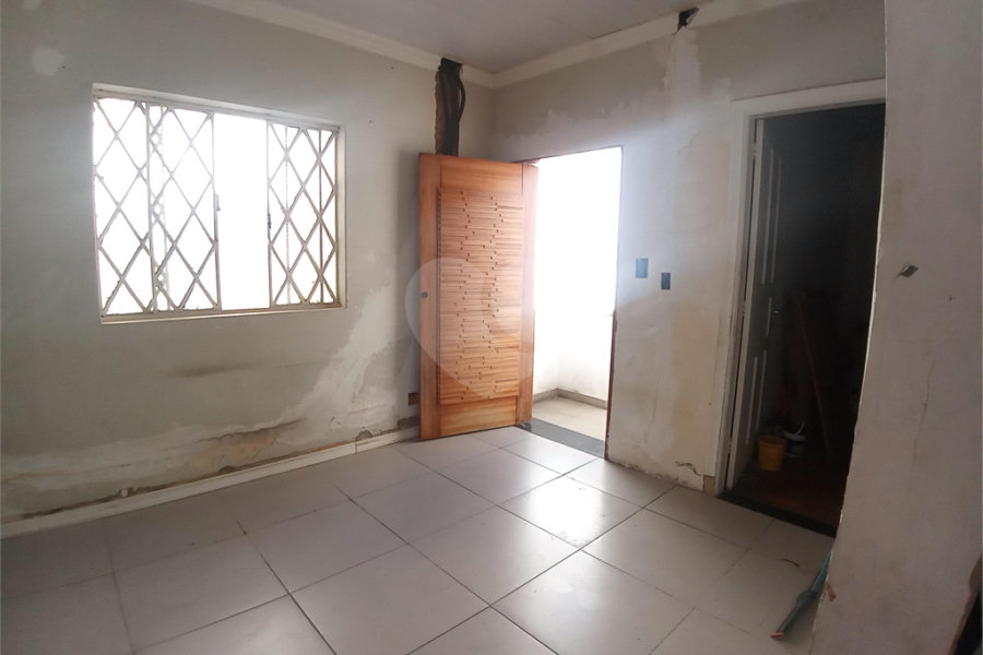 Casa à venda com 5 quartos, sendo 1 suíte,  em Água Fria, São Paulo, SP