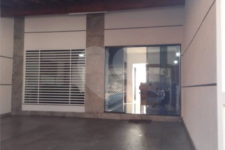 Sobrado à venda com 3 quartos em Parque Santa Rosa, Suzano, SP