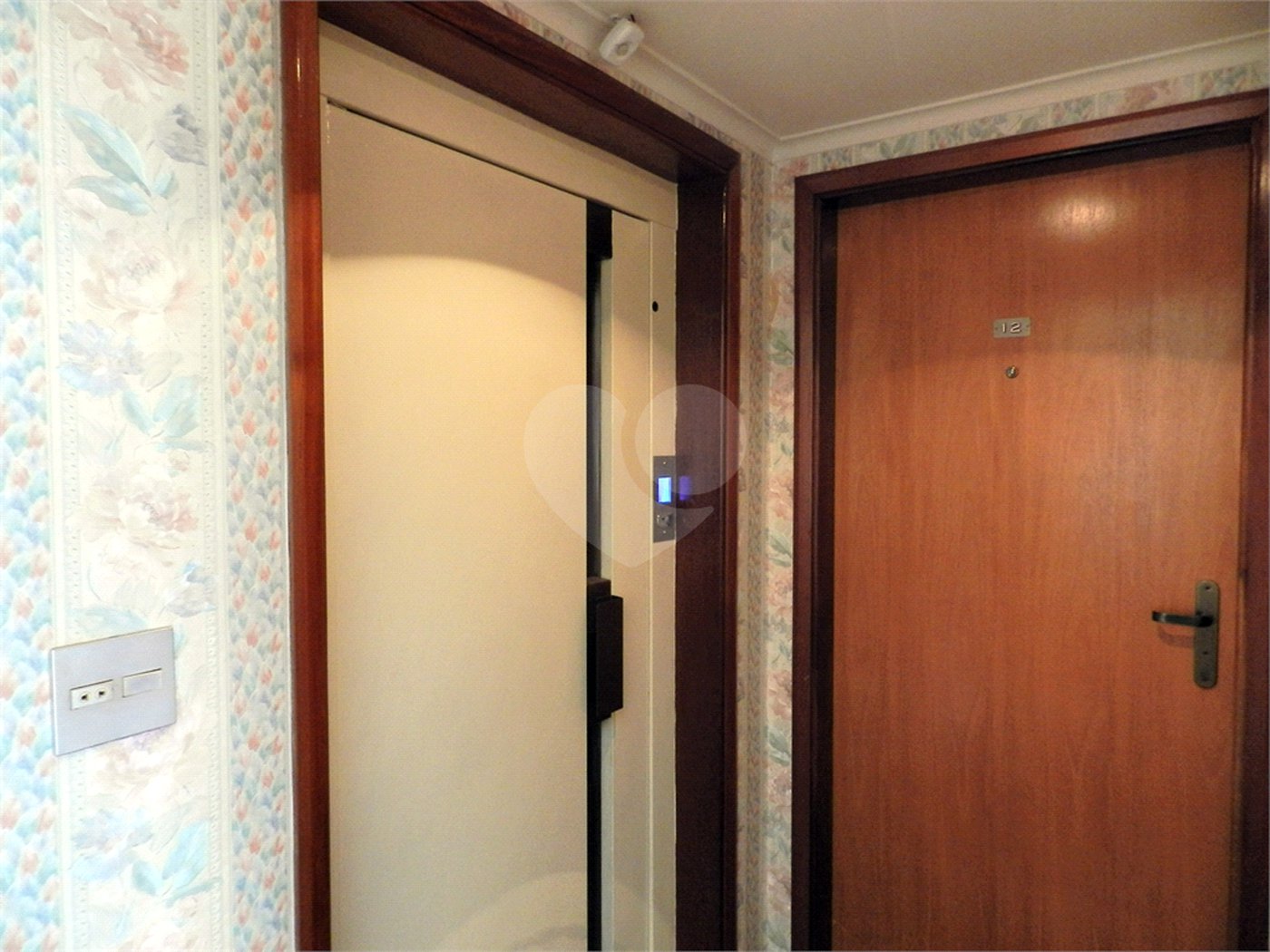 Apartamento à venda com 3 quartos, sendo 2 suítes, em Jardim Sumaré, Ribeirão Preto, SP