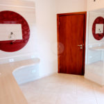Casa à venda com 3 suítes no condomínio Residencial Jardim América, Vinhedo - SP