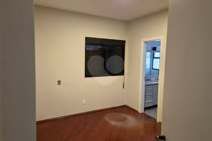 Apartamento à venda ou para alugar com 4 quartos, sendo 2 suítes, em Santana, São Paulo, SP