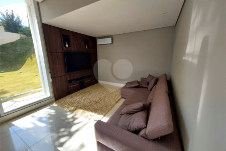 Casa à venda ou para alugar com 4 suítes no condomínio Jardim Primavera, Louveira - SP