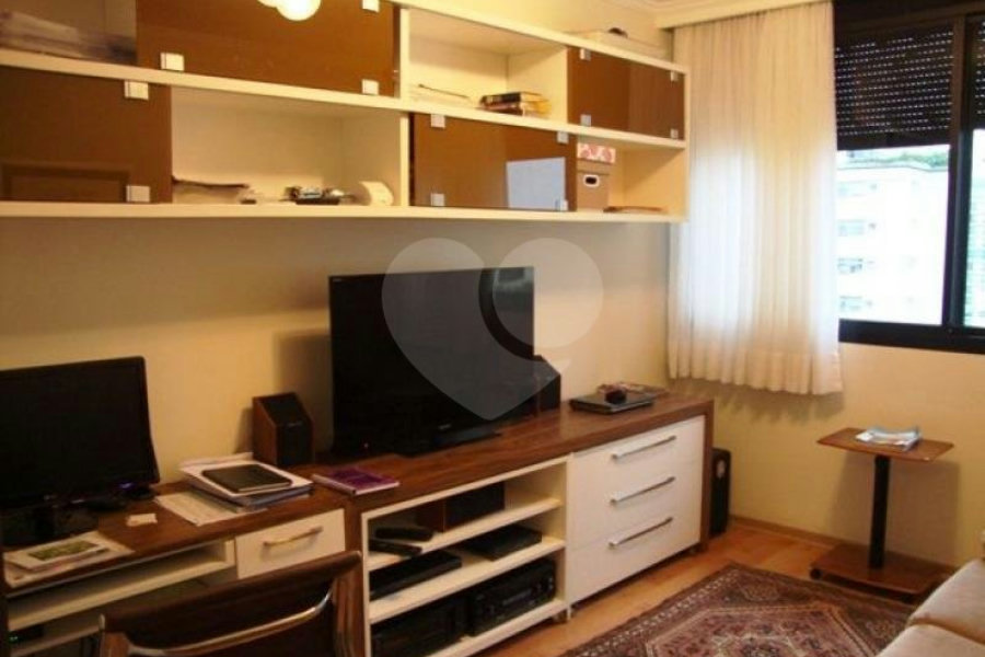Apartamento à venda com 4 quartos, sendo 2 suítes, em Água Fria, São Paulo, SP