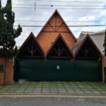 Sobrado à venda com 4 quartos, sendo 2 suítes, em Jardim Leonor, São Paulo, SP