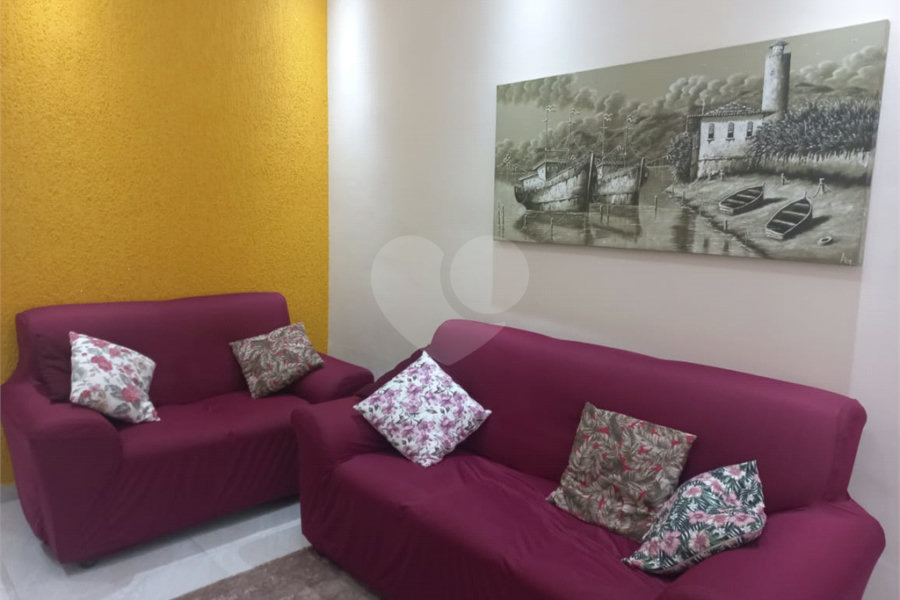 Casa à venda com 3 quartos, sendo 1 suíte, em Vila Rosalia, Guarulhos, SP