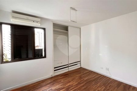 Cobertura à venda com 3 quartos, sendo 1 suíte, em Vila Suzana, São Paulo, SP
