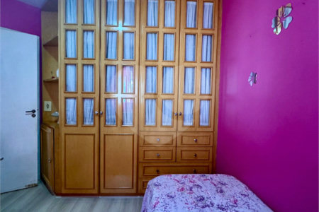 Casa à venda com 3 quartos, sendo 1 suíte, no condomínio Morada dos Pássaros, São Paulo - SP