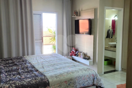 Casa à venda com 3 quartos, sendo 1 suíte, em Jardim Leocádia, Sorocaba, SP