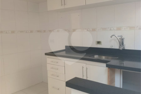Casa à venda com 2 suítes no condomínio Villa Dell Victor, São Paulo - SP