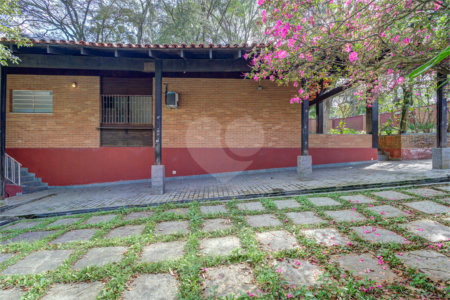Casa Térrea à venda ou para alugar com 5 quartos, sendo 1 suíte, em Jardim Marajoara, São Paulo, SP