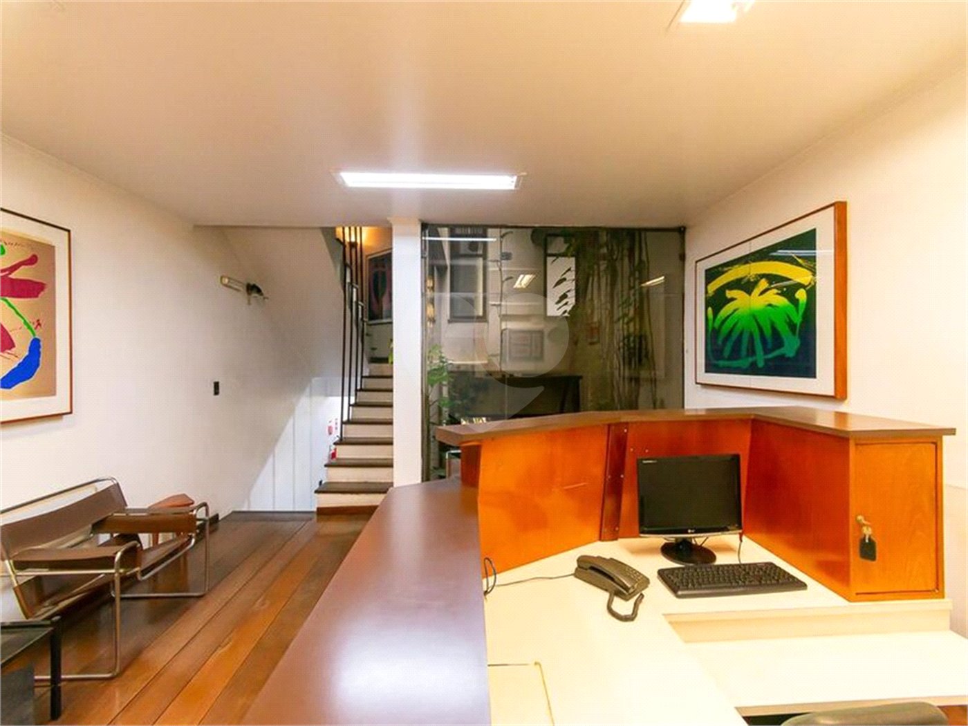 Casa à venda com 8 quartos, sendo 2 suítes, em Indianópolis, São Paulo, SP