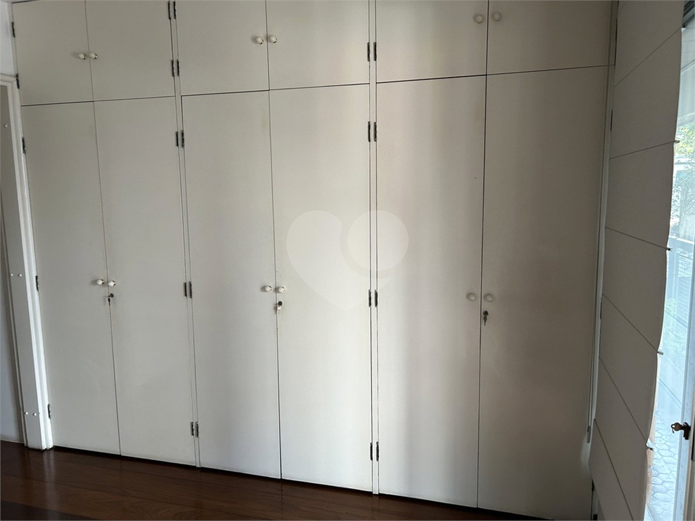 Apartamento à venda com 4 quartos, sendo 2 suítes,  em Paineiras do Morumbi, São Paulo, SP