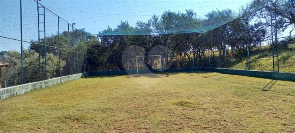 Terreno à venda no condomínio Bosque dos Cambarás, Valinhos - SP