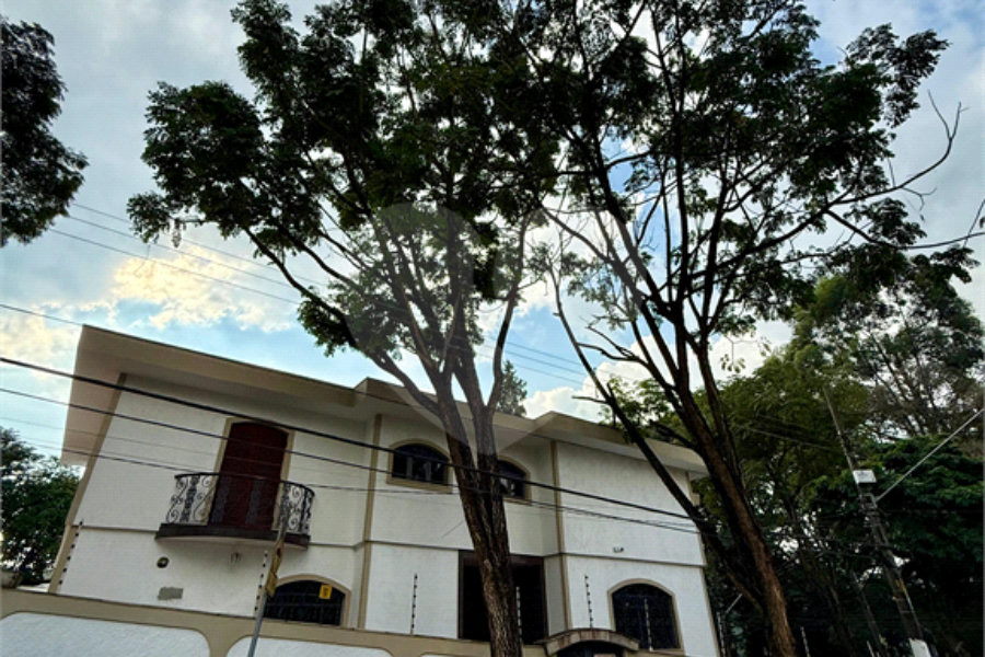 Sobrado à venda com 4 quartos, sendo 3 suítes, em Palmas do Tremembé, São Paulo, SP
