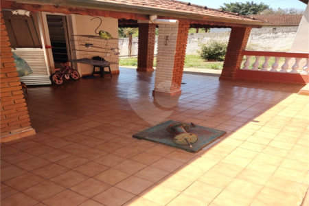 Chácara à venda com 5 quartos, sendo 3 suítes, em Chácaras Fernão Dias, Atibaia, SP