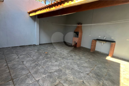 Sobrado à venda com 3 quartos, sendo 1 suíte, em Jardim Paulista, Atibaia, SP