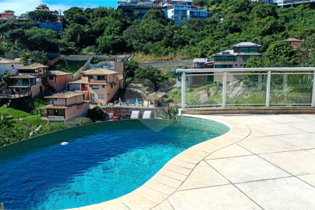 Casa à venda com 4 suítes em João Fernandes, Armação dos Búzios, RJ