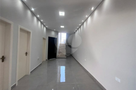 Casa à venda com 3 suítes no condomínio Helena Maria, Sorocaba - SP