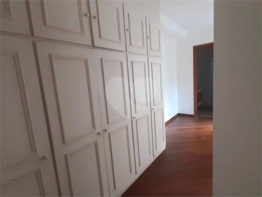 Apartamento à venda com 3 quartos, sendo 1 suíte,  em Lagoa, Rio de Janeiro, RJ