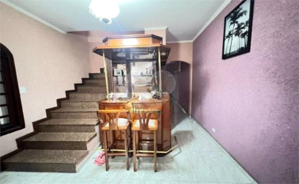 Sobrado à venda com 3 quartos, sendo 1 suíte, em Tremembé, São Paulo, SP