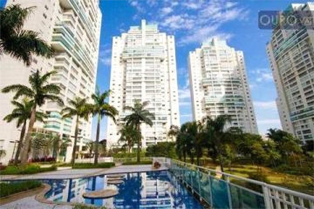 Apartamento com 3 dormitorios condominio L´ Essence Moóca.