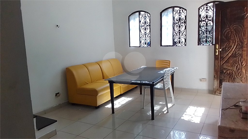 Sobrado à venda com 3 quartos em Jaraguá, São Paulo, SP