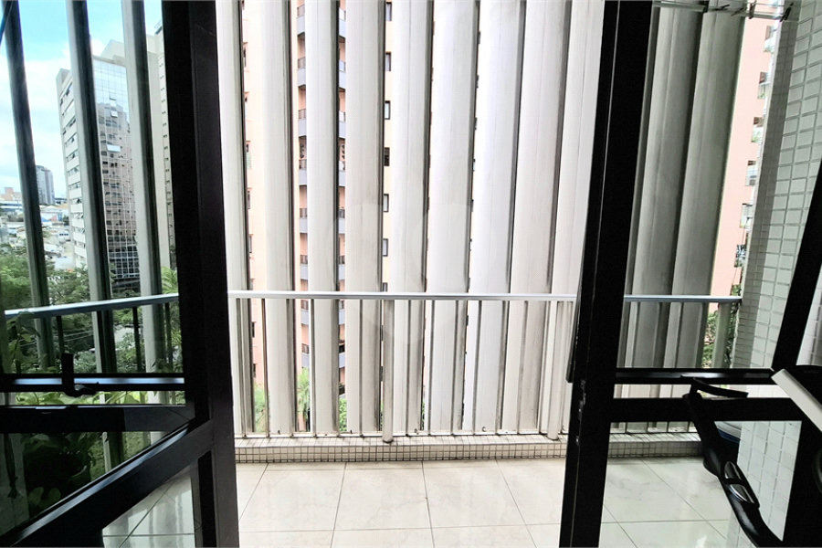Apartamento à venda com 3 suítes em Santana, São Paulo, SP