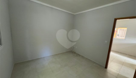 Apartamento para alugar com 2 quartos em Jardim Colonial, Atibaia, SP