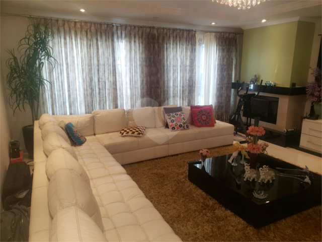 Casa à venda com 4 suítes em Santana, São Paulo, SP