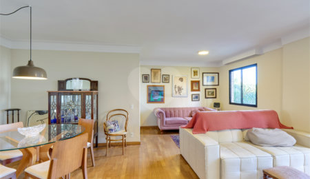 Apartamento à venda com 3 quartos, sendo 1 suíte,  em Alto da Boa Vista, São Paulo, SP