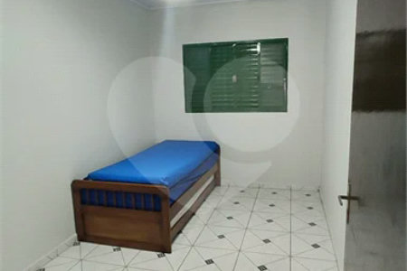 Casa à venda com 3 quartos, sendo 1 suíte, no condomínio Residencial Terras de Vera Cruz, Vera Cruz - SP
