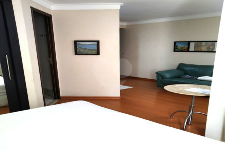 Flat à venda ou para alugar em Cerqueira César, São Paulo, SP