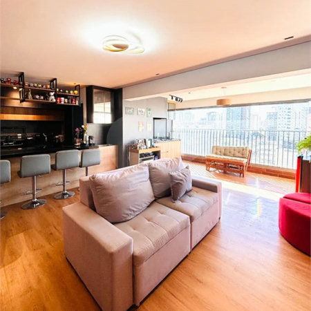 Apartamento à venda com 3 quartos, sendo 1 suíte, em Mirandópolis, São Paulo, SP