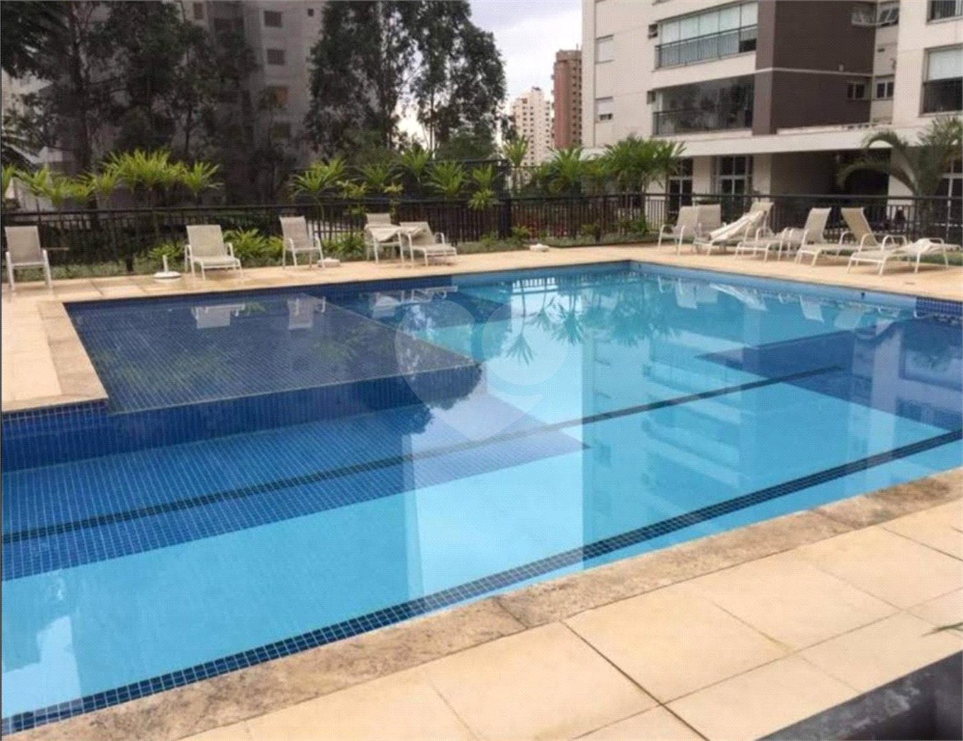 Apartamento à venda ou para alugar com 3 quartos, sendo 1 suíte,  em Parque Reboucas, São Paulo, SP